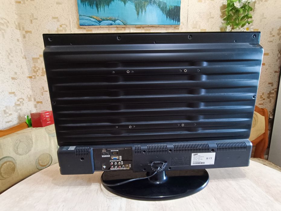 Телевизор Samsung 32
