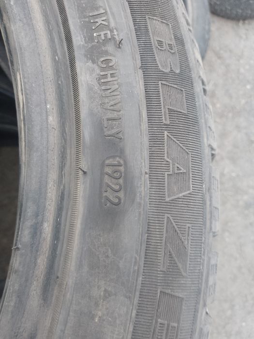 Продам комплект 215/50R17