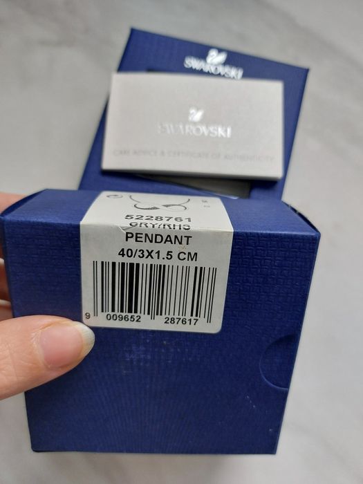 Оригинални колие Сваровки Swarovski с кристали