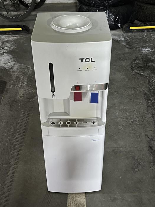 Диспенсер с холодильником