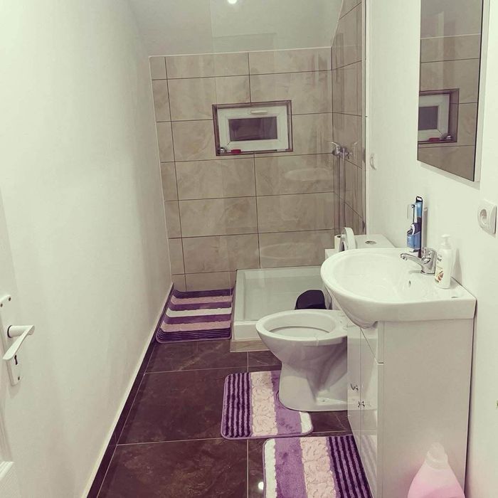 Apartament de inchiriat !