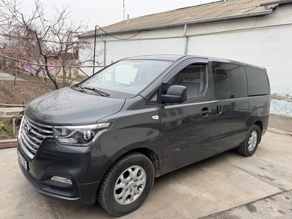 Hyunday starex sotiladi