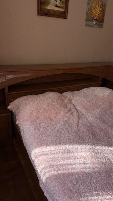 Кровать двуспальная