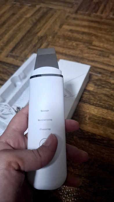 Електрическа машинка за почистване на лице