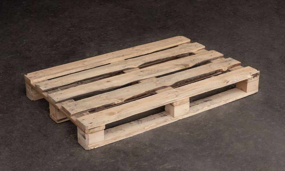 Продам поддоны 200штук