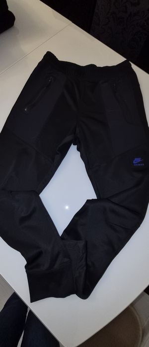 Блузи Nike, Adidas