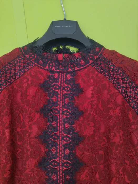 Платья вечерние нарядные