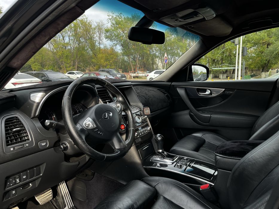 INFINITI FX37 Черный / Обвес