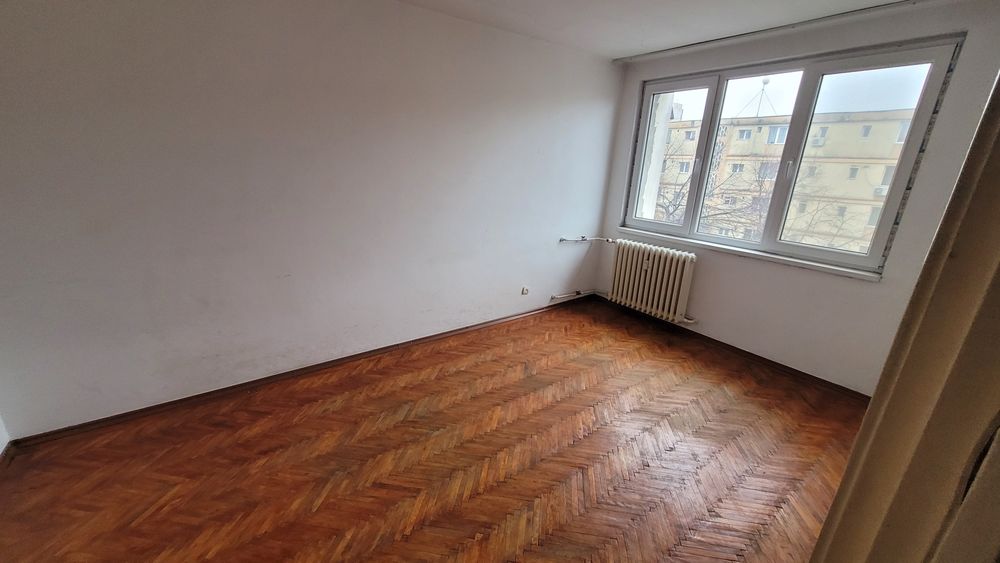 Apartament Birou Spatiu NEMOBILAT de inchiriat 2 camere Brazda