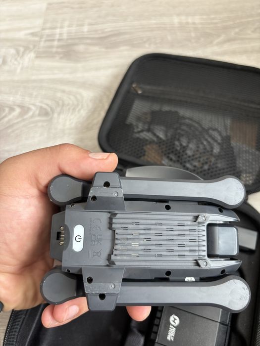 Дрон Holy Stone HS440