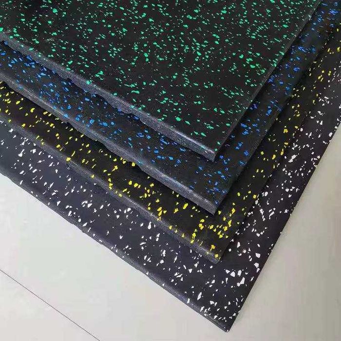 Резиновые плитки  100*50 rezina plitka