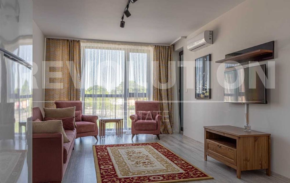 Дава се под наем Двустаен апартамент в Пловдив, Център - 76 кв.м за 650 € - Снимка #1