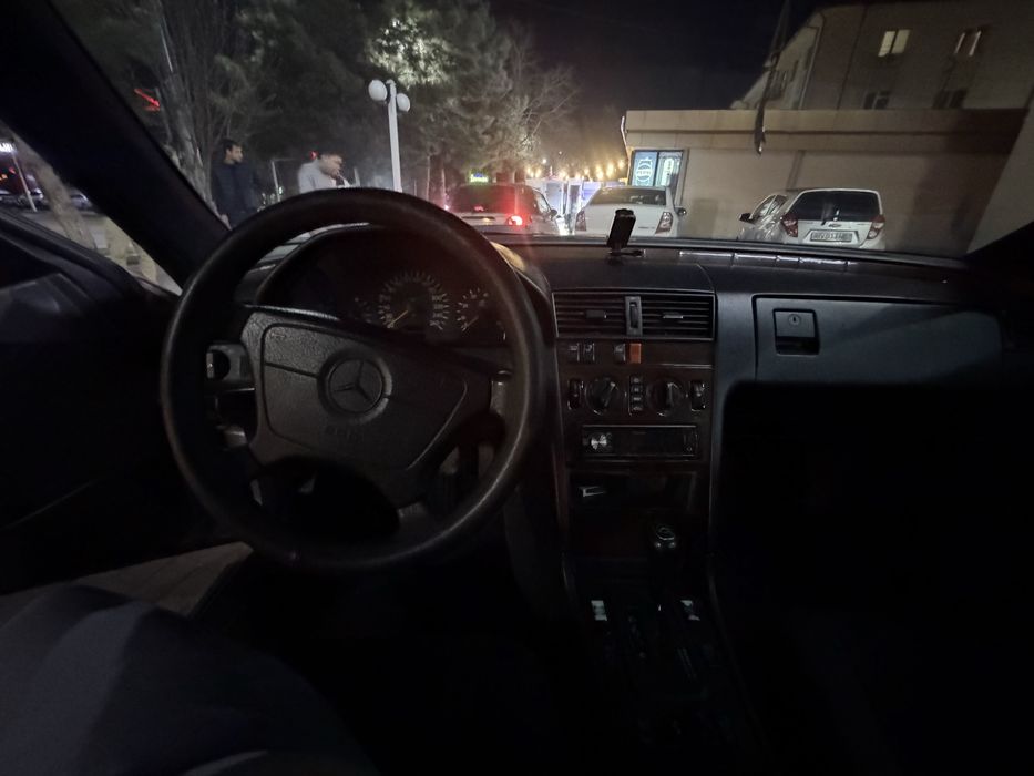 W202 срочно продается!!! 9400$