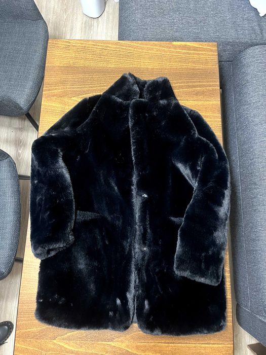 Стилно дамско палто в отлично състояние