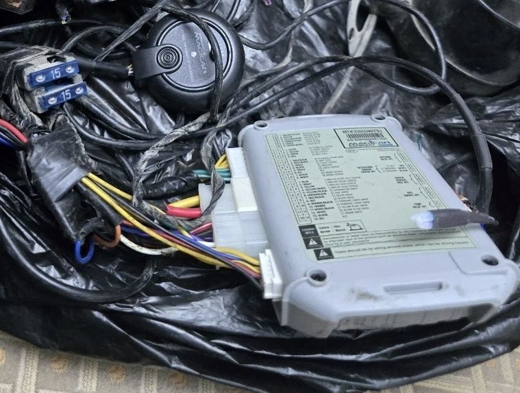 Продам Magicar 907 S DOMINANT.состояние отличное запаска пулт ест.фото