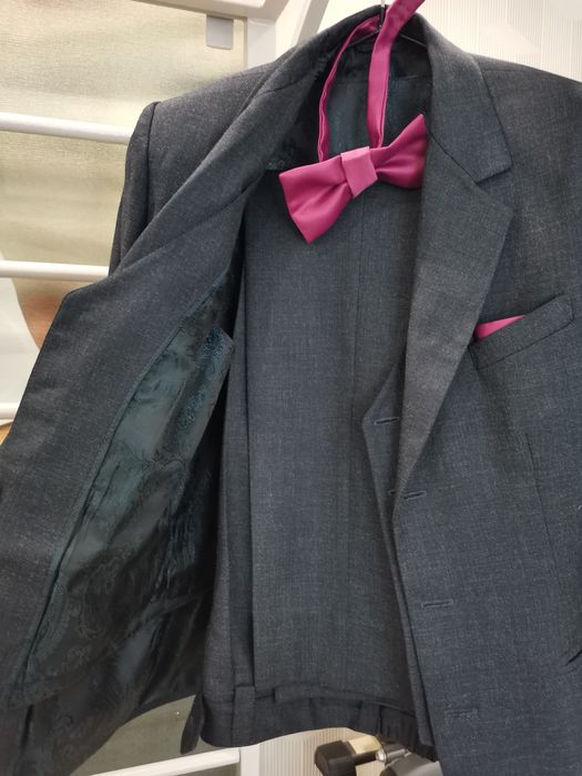 Костюм тройка на подростка