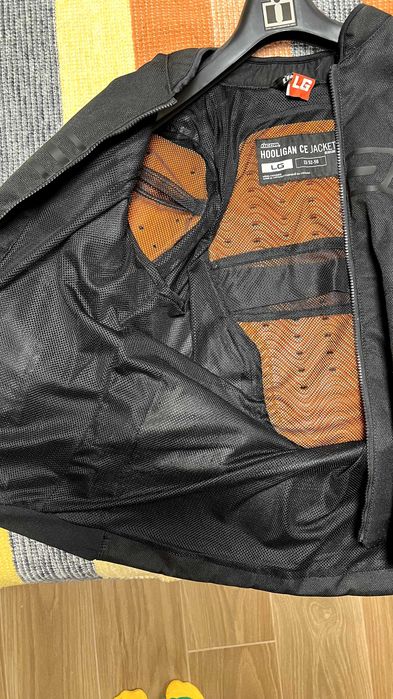 Мото яке Icon Hooligan CE