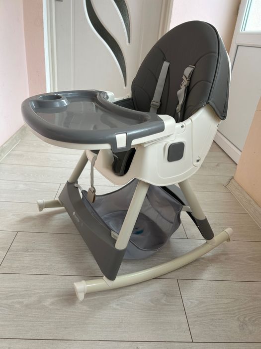 Vând scaun de masă Bebeluși