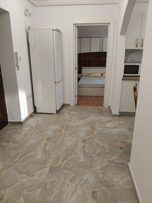 Inchiriez apartament NEGRESTI-OAS