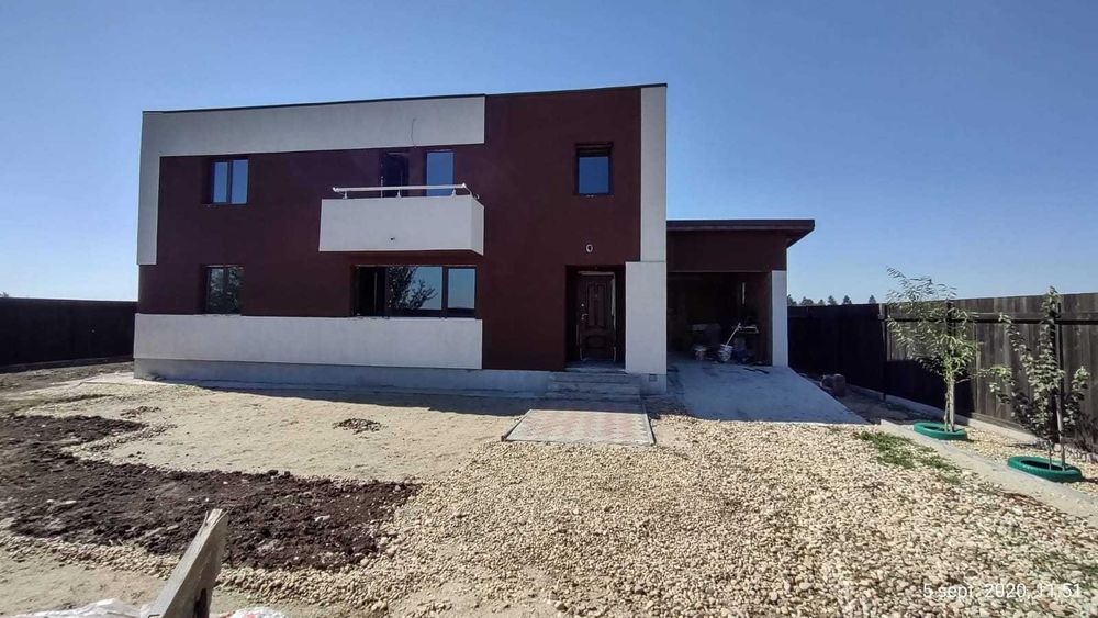 Vila Sabareni 4 camere + garaj