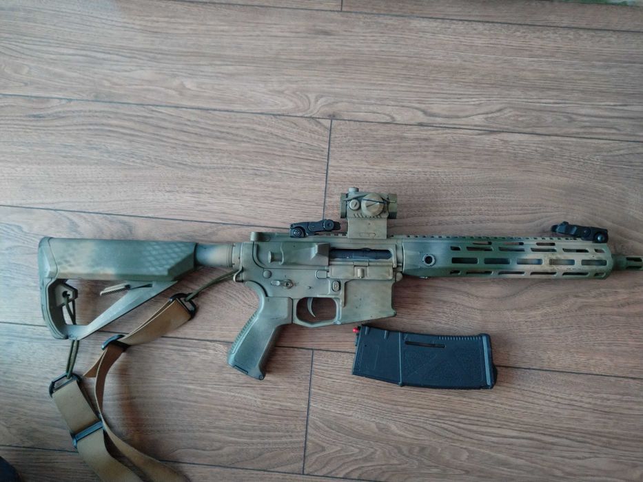 Airsoft реплика на AR 15 (ARCTURUS)с бързомер SIG SAUER ROMEO