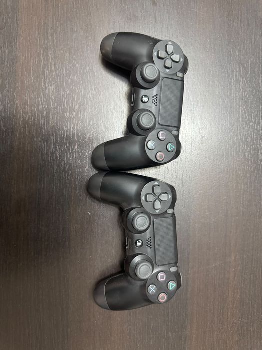 PS4 Slim 1TB jocuri+2 controllere
