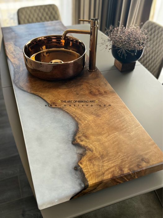 Водоустойчив плот от дърво и епоксидна смола