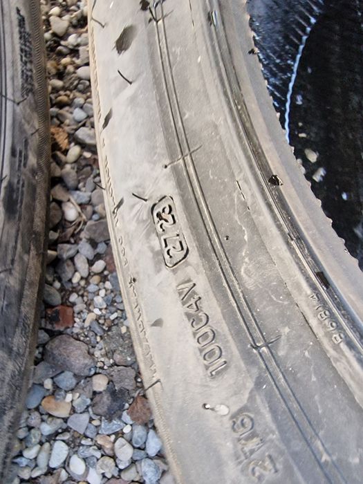 Anvelope 255/45R22 marca Bridgestone, DOT 2023 ,M+S