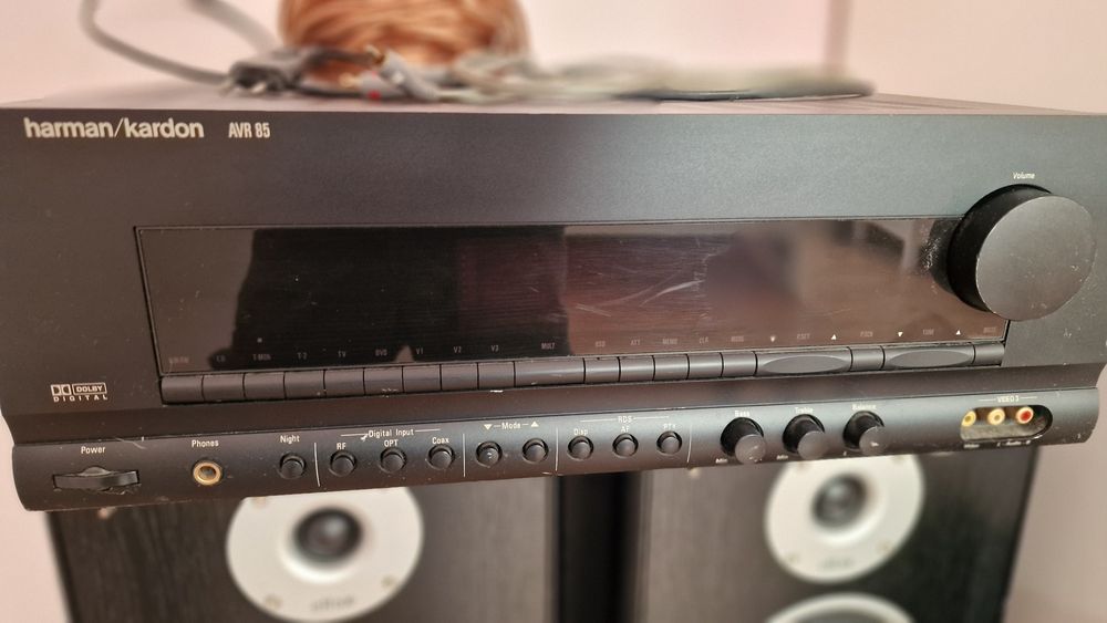 Reciver Harman Kardon AVR 85 + Boxe Eltax 400