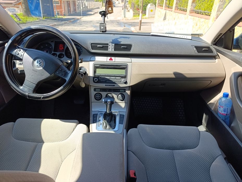 Продавам Пасат В6 2010г. 140 к.с.2000куб.