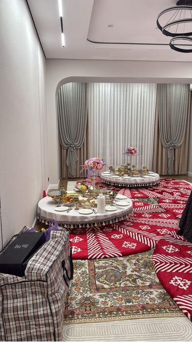 Дөңгелек/круглый стол сатылады 900 мың