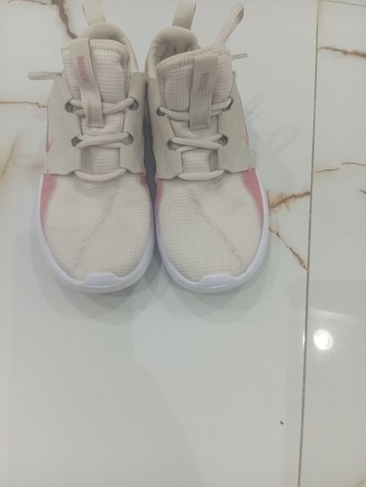 Adidași damă Nr 35