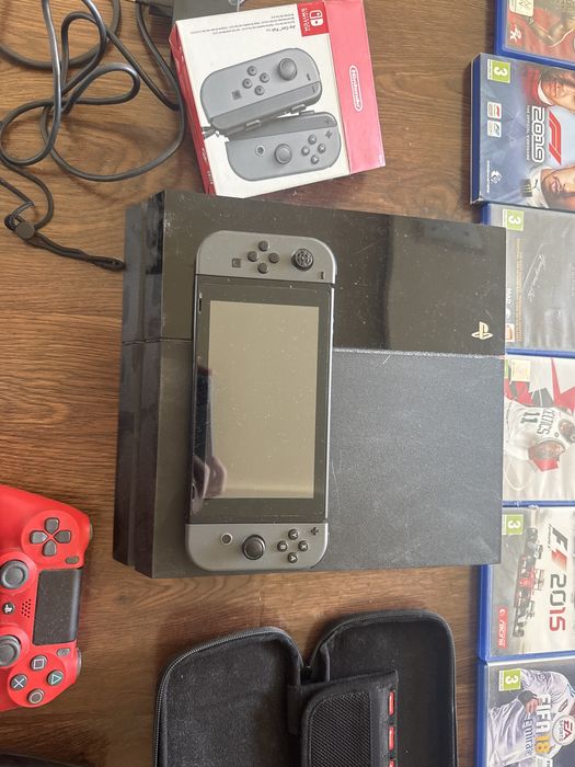 Play Station 4 (2014) и Nintendo switch first edition + игри