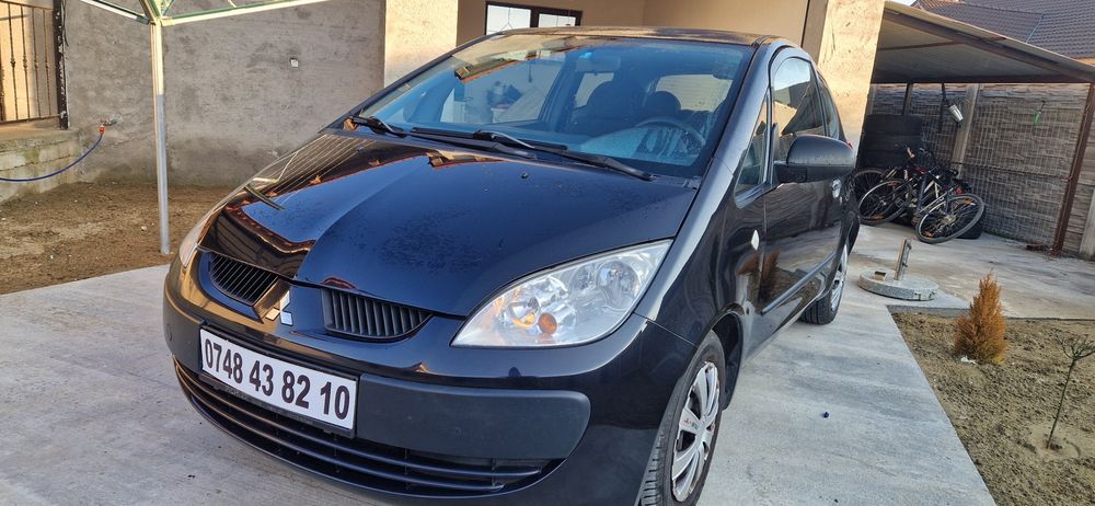 Se vinde Fără schimburi sau variante Mitsubishi Gold 2008 benzina