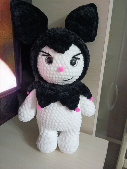 Продам вязаные игрушки.