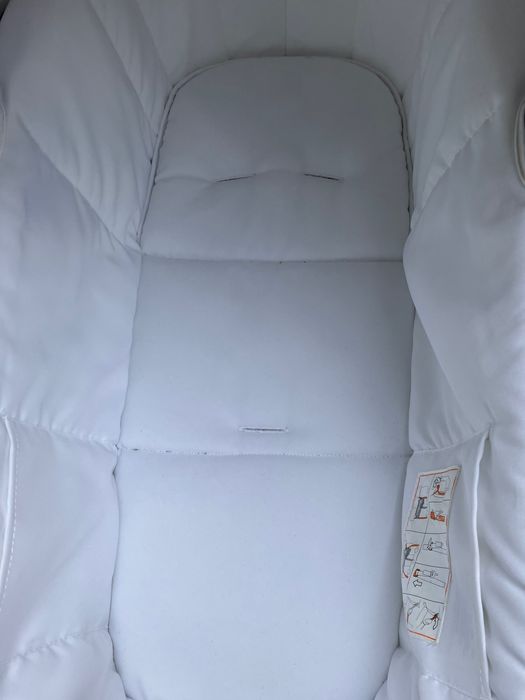 Бебешка бежова количка Peg Perego