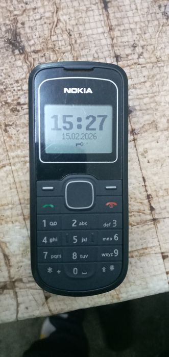 Antikuar nokia 1200 sotiladi
