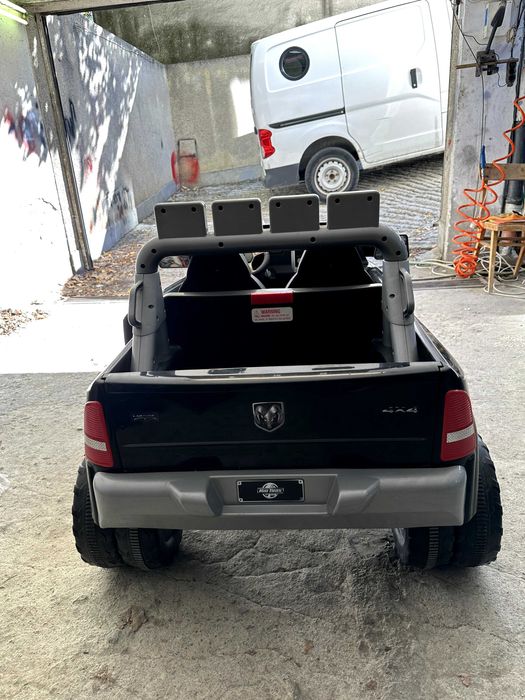 Детски елекстрически пикап, Ram 3500 Dually, 12 Volt