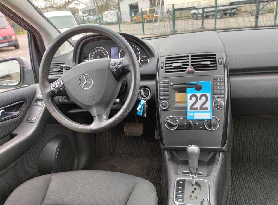 Mercedes-Benz A180 на части