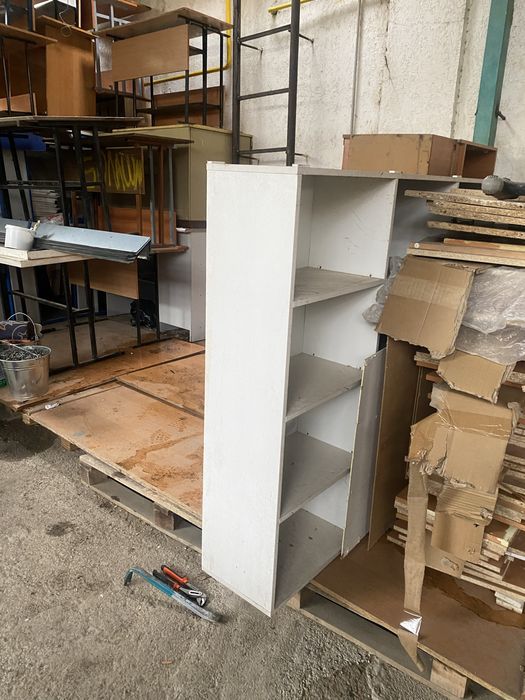 Шкафы,столы офисные