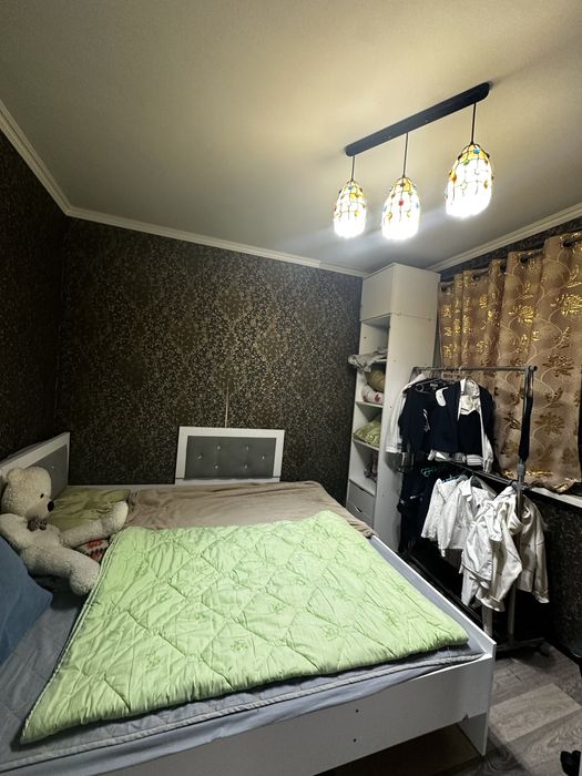 Продается 4 комнатная квартира