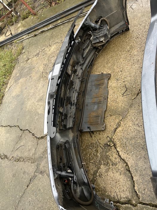 Bara fata+ grila + spalatoare faruri si bara spate Opel Astra H