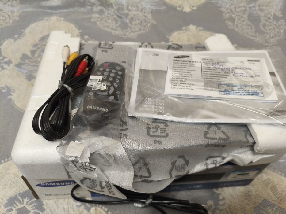 Продам ДВД плеер Самсунг