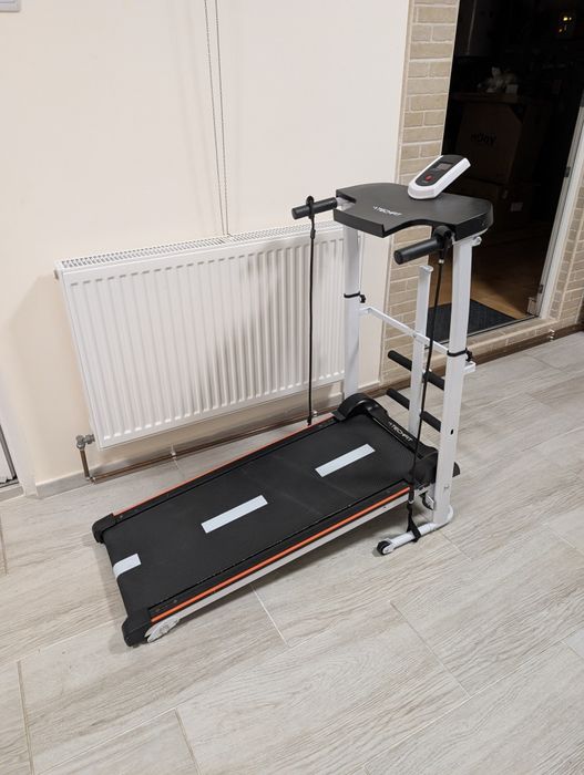 Bandă de alergare mecanică Techfit MT50 - stare impecabilă