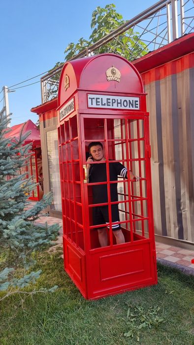 Красный будка изготовим