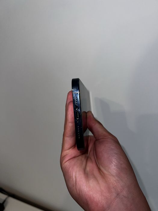 Iphone 12 PRO Max - 72% Baterie