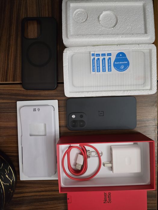 Oneplus 13t 16/512gb black