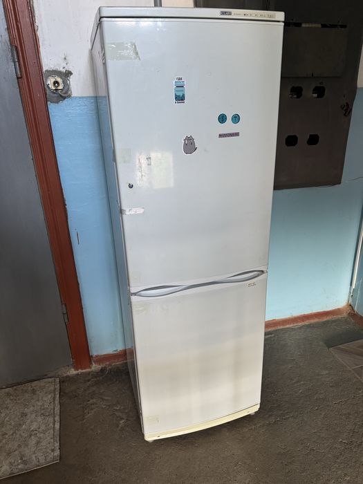 Продается холодильник по выгодной цене!