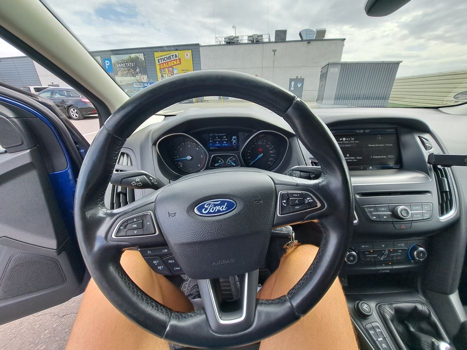 FORD Focus 2015 — imagine 4