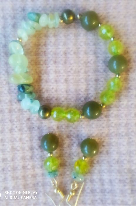 предлагам гривни и комплект с обеци - единични бройки уникални